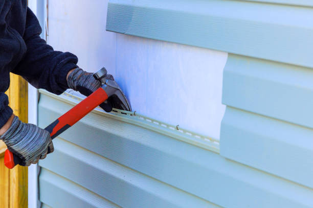 Reliable Emergency Siding Repair contractor in Kings Park, NY by Squared Siding